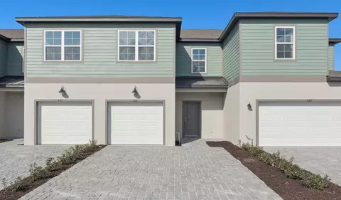 Exterior - 2278 Red Pine Ct, Eustis, FL 32726 photo 3 of 10