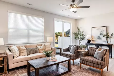Living - 11 Ara Ct, Angier, NC 27501 photo 1 of 2