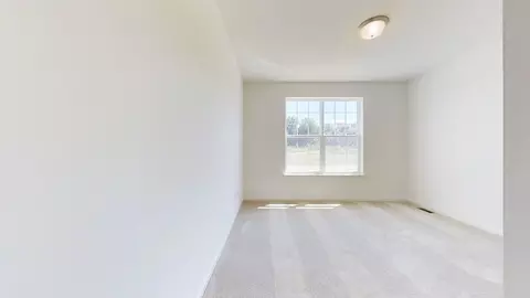 Bedroom - 31 Summit Dr, Smyrna, DE 19977 photo 1 of 4