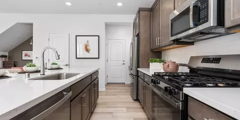 Kitchen - 881 E Ahronian Ave, Fowler, CA 93625 photo 2 of 6