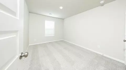 Bedroom - 13614 Kit Run, Splendora, TX 77372 photo 2 of 9