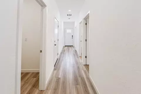 Entry Way - 274 Nadine St, Merced, CA 95341 photo 2 of 2