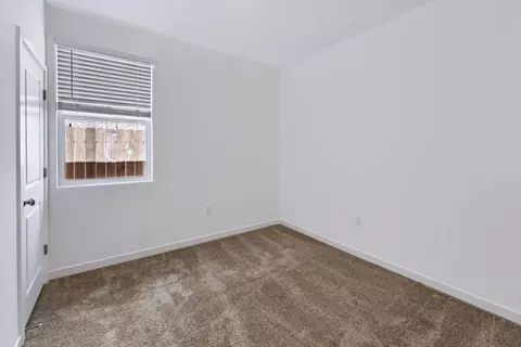 Bedroom - 274 Nadine St, Merced, CA 95341 photo 2 of 4