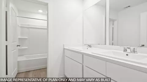 Bath - 930 Sutherland Falls St, Conroe, TX 77303 photo 3 of 4