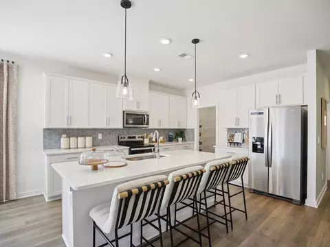2340 Woodmeadow Dr, Clarksville, TN 37043
