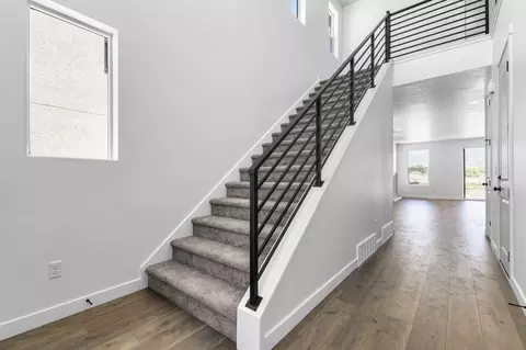 Entry Way - 1948 N Ostler Peak Rd, Daniel, UT 84032 photo 2 of 3