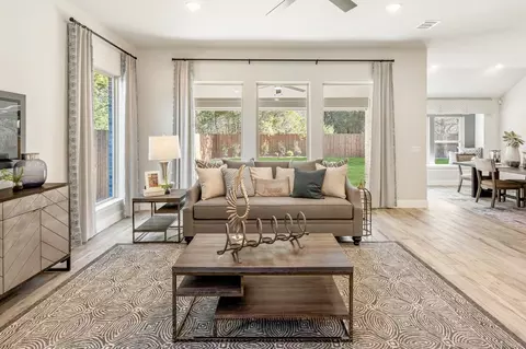 Living - 1706 Baldwin Dr, Cedar Hill, TX 75104 photo 6 of 6