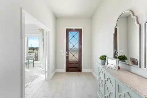 Entry Way - 1706 Baldwin Dr, Cedar Hill, TX 75104 photo 7 of 7