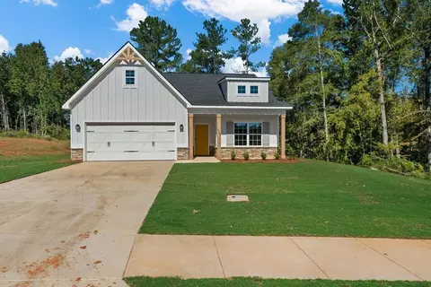 687 Jasmine Dr, Macon, GA 31211