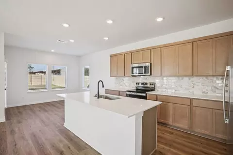 Kitchen - 283 Tailwind Dr, Kyle, TX 78640 photo 3 of 6