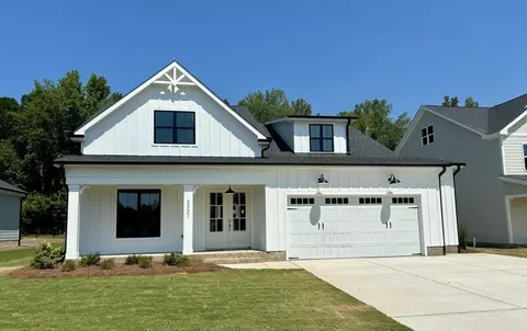 2400 Eagle Shot Ct, Fuquay-varina, NC 27526
