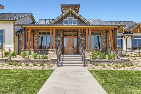 2841 Bear Springs Cir, Longmont, CO 80503