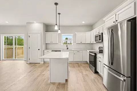 Kitchen - 52011 Pulver Rd, Three Rivers, MI 49093 photo 1 of 6