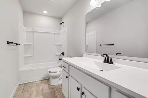 Bath - 52011 Pulver Rd, Three Rivers, MI 49093 photo 2 of 5
