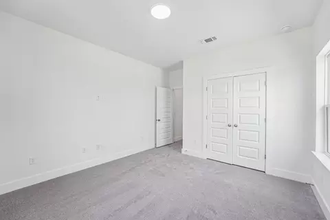 Bedroom - 122 Alvin Dr, Buda, TX 78610 photo 2 of 10