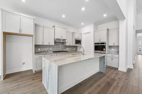 Kitchen - 122 Alvin Dr, Buda, TX 78610 photo 3 of 4