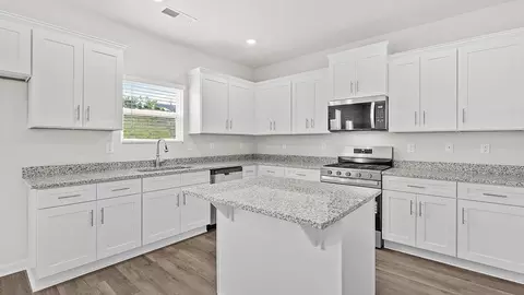 Kitchen - 2804 Meadowbrook Drive, Augusta, GA 30906 photo 8 of 10