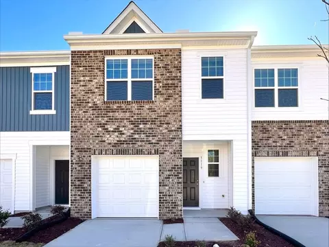 Exterior - 3126 Fulong Dr, Durham, NC 27704 photo 4 of 4