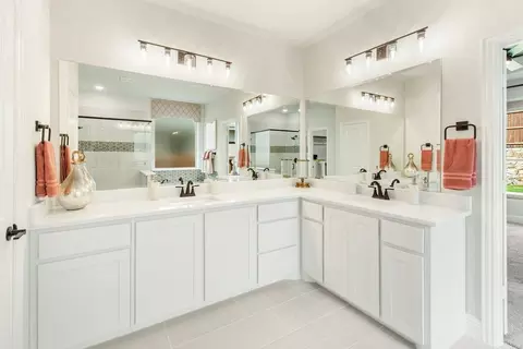 Bath - 1624 Garnet Dr, Anna, TX 75409 photo 6 of 7