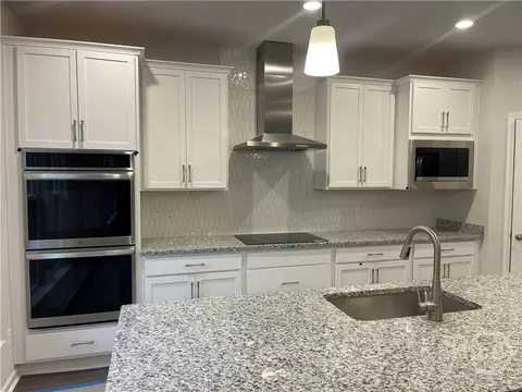 202 Champlain Dr, Pooler, GA 31322 photo 4