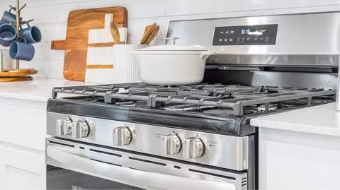 Kitchen - 5911 Kerber Way, Pilot Point, TX 76258 photo 3 of 6