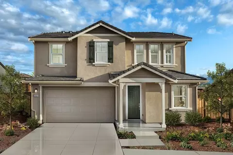2011 Peony St, Hollister, CA 95023