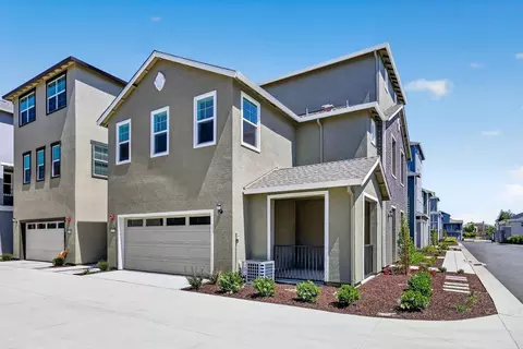 1137 Bellawood Dr, Galt, CA 95632