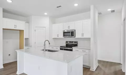 Kitchen - 6610 Chillingham Dr, Middlesex, NC 27557 photo 3 of 6
