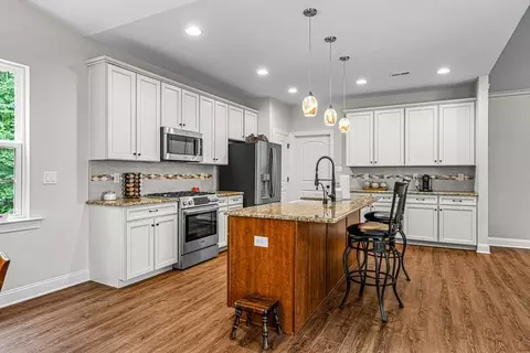 Kitchen - 306 S Ridge Ave, Middletown, DE 19709 photo 4 of 16