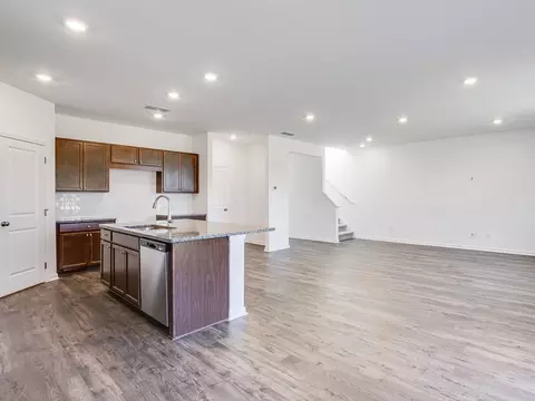 Kitchen - 223 Groveton Ct, Euharlee, GA 30145 photo 7 of 20