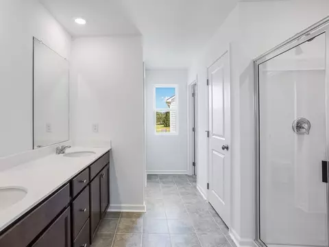 Bath - 223 Groveton Ct, Euharlee, GA 30145 photo 2 of 13