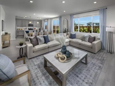 7585 Sachet Way, Sacramento, CA 95829