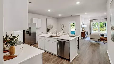 Kitchen - 1235 Eidson St, Athens, AL 35611 photo 4 of 5