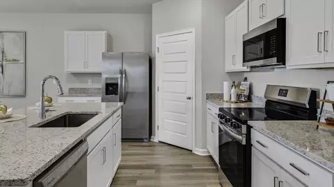 Kitchen - 1235 Eidson St, Athens, AL 35611 photo 2 of 5