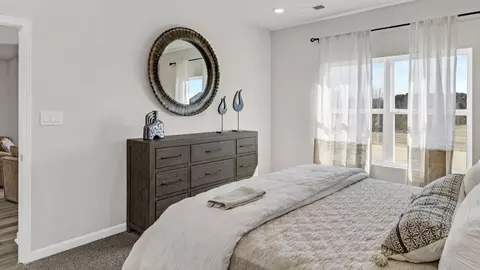 Bedroom - 1235 Eidson St, Athens, AL 35611 photo 9 of 16