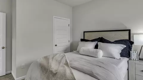 Bedroom - 1235 Eidson St, Athens, AL 35611 photo 5 of 21