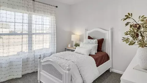 Bedroom - 1235 Eidson St, Athens, AL 35611 photo 1 of 16
