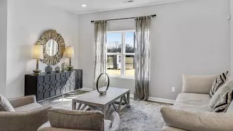 Living - 1235 Eidson St, Athens, AL 35611 photo 3 of 4