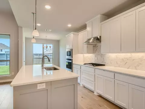 Kitchen - 11432 Wulstone Rd, Haslet, TX 76052 photo 3 of 8