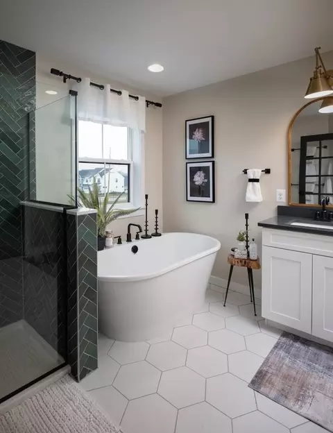 Bath - 2637 Front Shed Dr, Frederick, MD 21702 photo 1 of 10