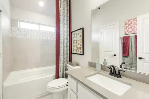 Bath - 301 River Meadows Ln, Argyle, TX 76226 photo 5 of 6
