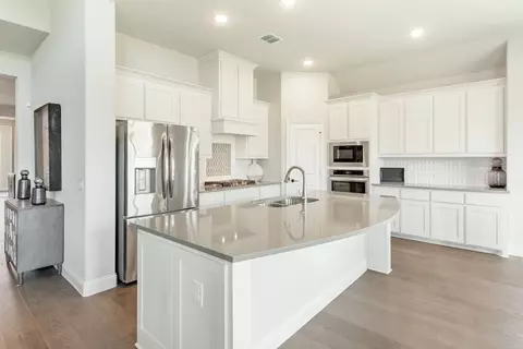 Kitchen - 301 River Meadows Ln, Argyle, TX 76226 photo 3 of 7