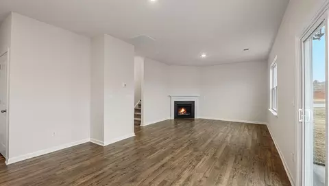 Living - 101 Sunriff Ct, Greer, SC 29651 photo 1 of 4
