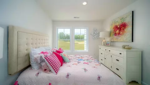 Bedroom - 28 Wheatfield Rd, Fletcher, NC 28732 photo 10 of 16