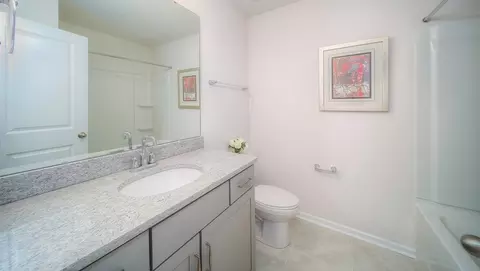 Bath - 28 Wheatfield Rd, Fletcher, NC 28732 photo 3 of 9