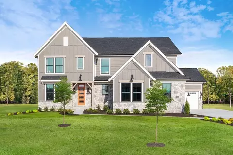 Exterior - 2705 Buckridge Dr, Cincinnati, OH 45233 photo 3 of 13