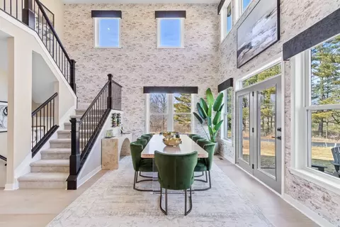 Dining - 2705 Buckridge Dr, Cincinnati, OH 45233 photo 1 of 9