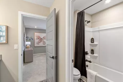 Entry Way - 2705 Buckridge Dr, Cincinnati, OH 45233 photo 5 of 5
