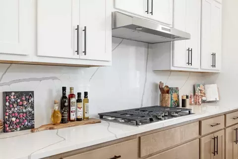 Kitchen - 2213 Pinner Ct, Celina, TX 75009 photo 9 of 11