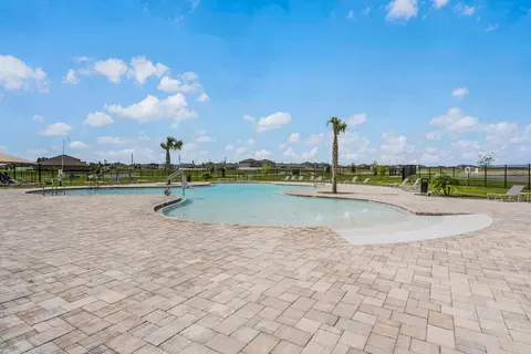 Exterior - 3309 Lounging Wren Ln, Bartow, FL 33830 photo 4 of 5
